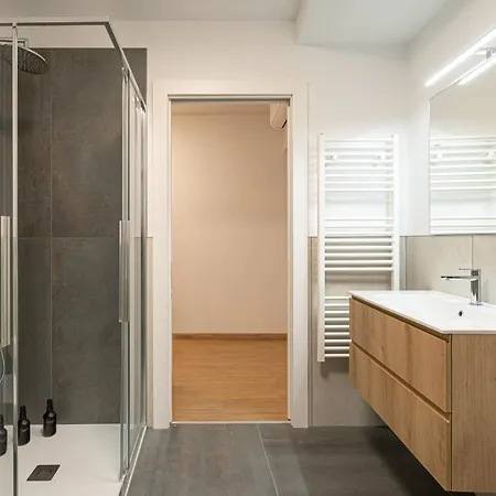 New Tocai - In Via Rastello Per 4 Pp Appartement *